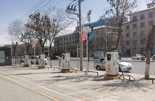 সম্পর্কে সর্বশেষ কোম্পানি খবর DOOR এনার্জি বিশ্বব্যাপী EV চার্জিং সমাধান চালু করেছে: মোবাইল কার চার্জার ও পোর্টেবল EV চার্জার